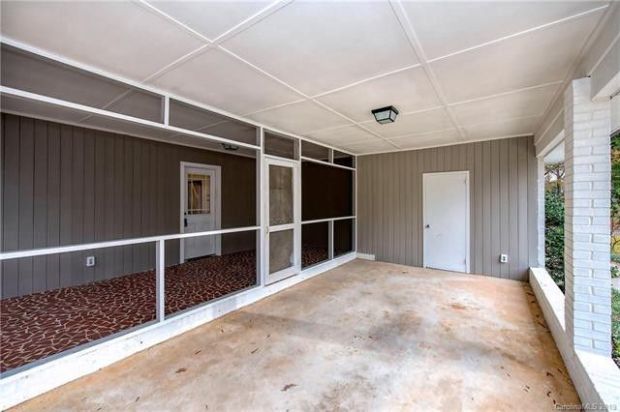 305882ba2f2682a0171fa6362b2f5569l-m29xd-w1020_h770_q80